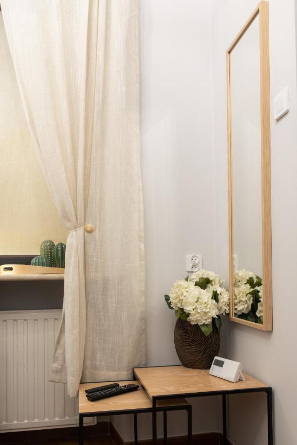 Apartament Centrum Apartment Жешов Екстериор снимка