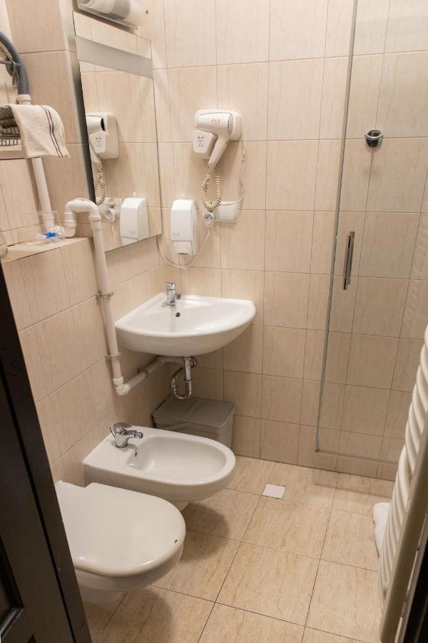 Apartament Centrum Apartment Жешов Екстериор снимка