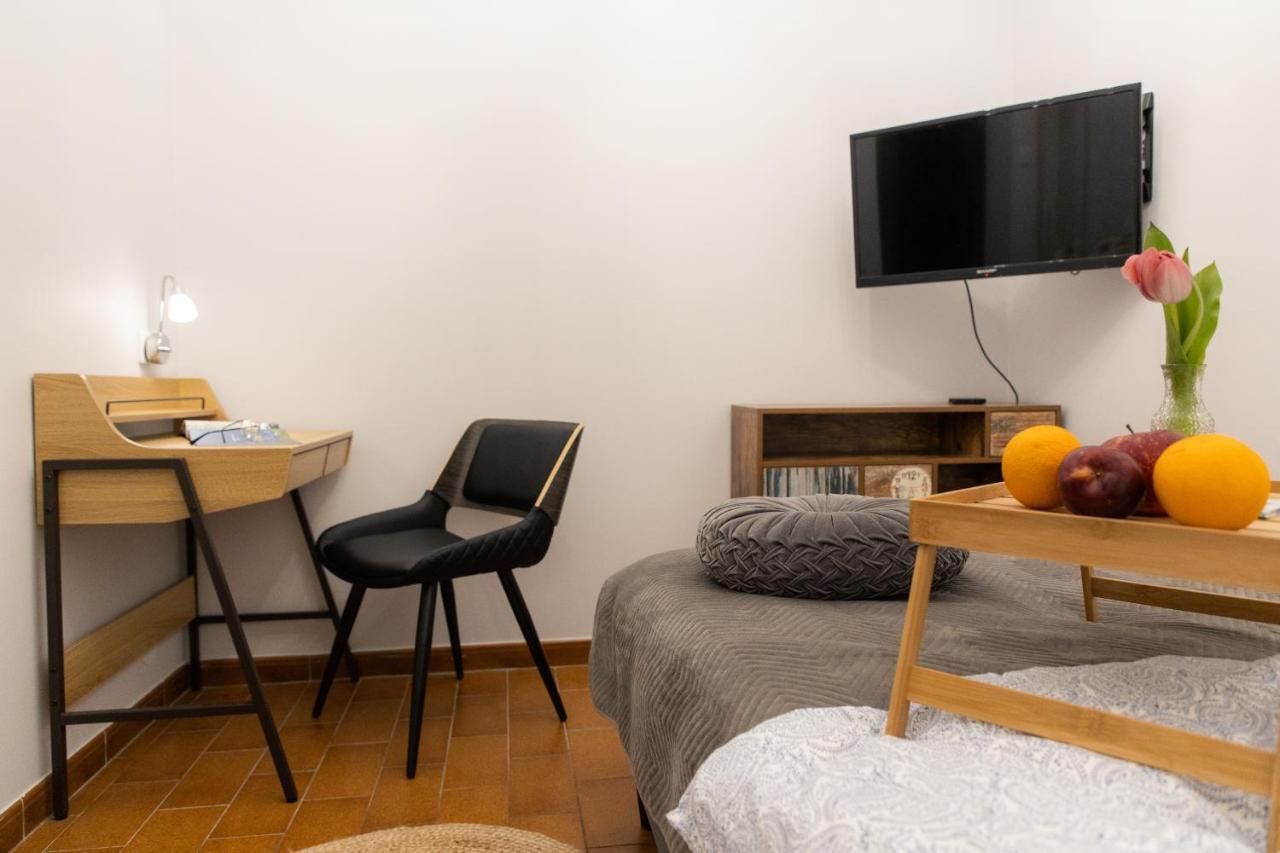 Apartament Centrum Apartment Жешов Екстериор снимка